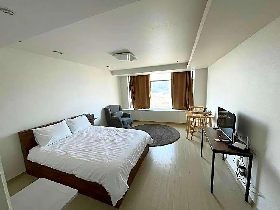 Airport Guesthouse Incheon 2*,